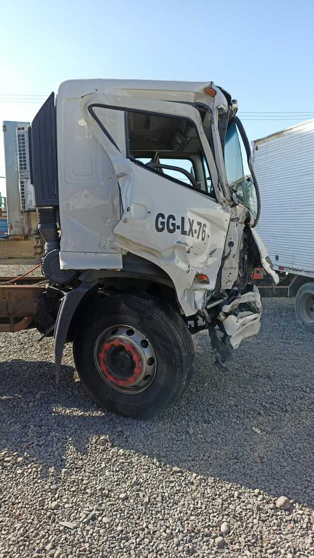 CAJA DE CAMBIOS Hino GH 2005  USADA  EN DESARME